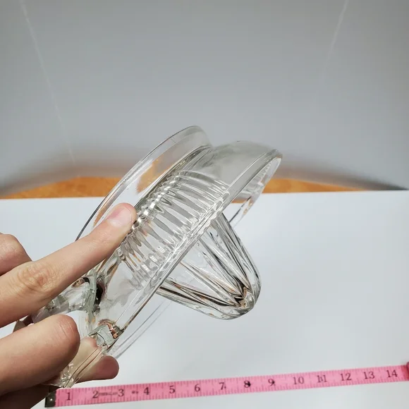 Homemade lemonade lemon squeeze dish - Picture 5 of 6